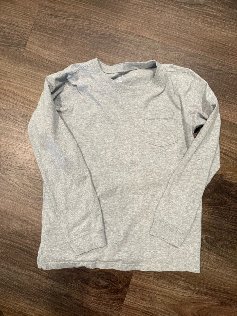 Boys long sleeve 8 shirt lot - Picture 9 of 9